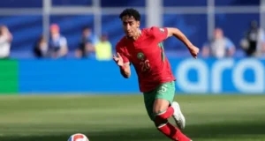 Olympiacos tenta persuadir Salah-Eddin Olympiacos to try and convince Salah-Eddine