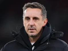 Gary Neville nomeia sua melhor contratação de verão na Premier League e como será esta temporada Gary Neville names his top Premier League summer signing and how this season will turn out