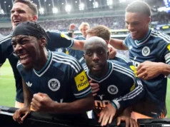 Torcedores do Spurs com comentários muito especiais antes e depois de perder em casa para o Newcastle United Goal Celebration Newcastle United Players