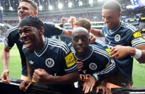Torcedores do Spurs com comentários muito especiais antes e depois de perder em casa para o Newcastle United Goal Celebration Newcastle United Players