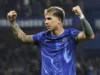 Relatório: Manchester City pronto para fazer uma oferta para contratar um meio-campista da Premier League. Report: Man City ready to make offer to sign Premier League midfielder