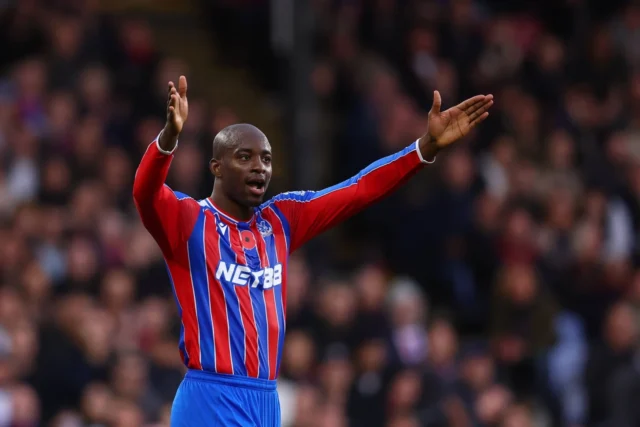Report: Aston Villa still pushing hard to sign Premier League striker