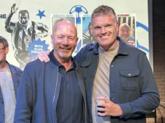 Movendo-se uma milha (e montanhas) com Alan Shearer Moving a mile (and mountains) with Alan Shearer