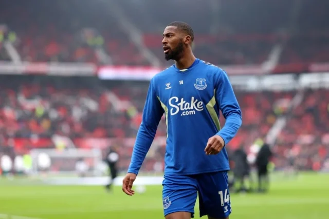 Fiorentina make offer for Everton's Beto as Joshua Zirkzee option fades - Get Italian Football News