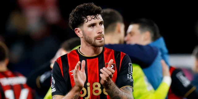 Spurs have held talks this week to sign their best forward since Kane marcos-senesi-bournemouth-premier-league