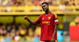 Ndika fala antes da partida de abertura em Roma, no dia 26/27. Ndicka speaks ahead of Roma's opening match of 26/27
