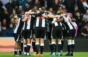 Qual seria o seu time Newcastle United x Liverpool? Vote agora What would your Newcastle United team v Liverpool be? Vote now