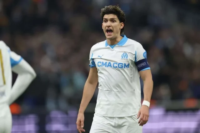 Roma progressing in move for Marseille's Leo Balerdi and why a deal could be important - Get Italian Football News Roma progressing in move for Marseille's Leo Balerdi and why a deal could be important - Get Italian Football News