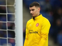 O Barcelona enfrenta um dilema sobre a contratação de um novo guarda-redes, após alterações nos termos do empréstimo do Dínamo Zagreb. Barça Universal Barcelona face dilemma with new goalkeeper signing after Dinamo Zagreb change loan conditions | Barca Universal