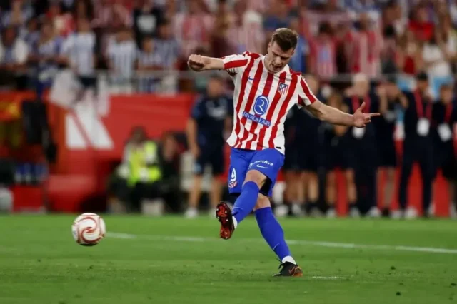 Juventus in contact for Atletico's Alexander Sorloth and move depends on Nico Gonzalez - Get Italian Football News