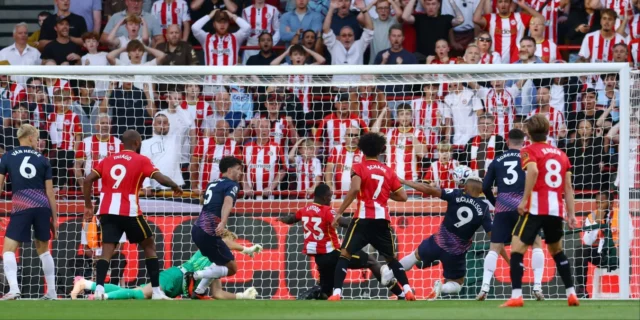 Richarlison-Spurs-Brentford-Kayode