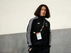 Eintracht Frankfurt pronto para contratar Lilian Brasier e dispensar Arthur Thiet – Receba notícias do futebol alemão Eintracht Frankfurt set to sign Lilian Brassier and offload Arthur Theate - Get German Football News