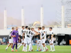 Três coisas que aprendemos na primeira jornada de sábado à tarde na Bundesliga – as boas-vindas de Alversberg à Bundesliga, um reencontro indesejado e 19 golos em cinco jogos – Receba notícias do futebol alemão Three things we learned from Bundesliga Saturday Afternoon Matchday 1 - Elversberg's welcome to the Bundesliga, An unwelcome reunion and 19 goals in five games - Get German Football News