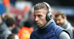 ‘Ele está em uma missão’ Vincent Kompany cotado para suceder Gianni Infantino como presidente da FIFA Toby Alderweireld