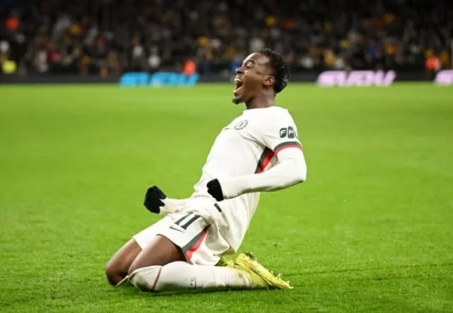 Roma to hold new round of talks with Chelsea over Gittens Roma to hold new round of talks with Chelsea over Gittens