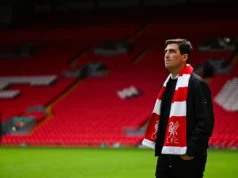 Liverpool perto de fechar acordo completo com Yankuba Minteh, preço revelado: relatório Andoni Iraola new manager of Liverpool Football Club at Anfield on June 04, 2026 in Liverpool, England.