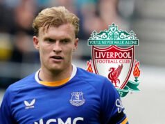 Everton decide vender Jarrad Branthwaite pelo Liverpool