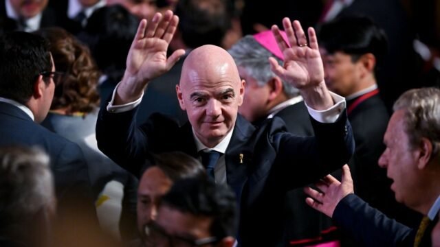 Gianni Infantino diz que está “empenhado em fazer a coisa certa” pela FIFA Gianni Infantino diz que está “empenhado em fazer a coisa certa” pela FIFA