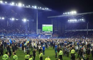 Todos os clubes que tiveram pontos deduzidos na Premier League