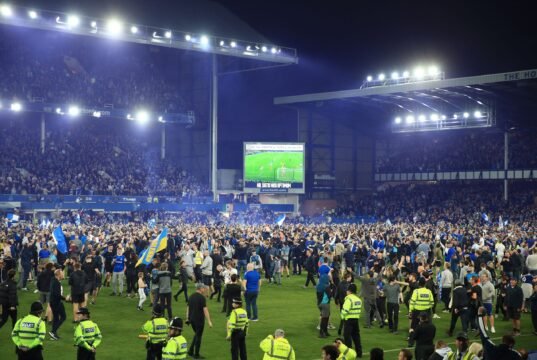 Todos os clubes que tiveram pontos deduzidos na Premier League