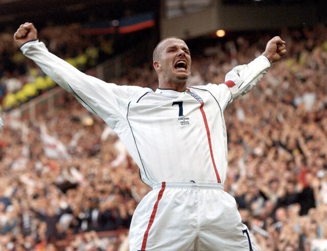 25 anos depois, a obra-prima grega de David Beckham ainda é o melhor desempenho da Inglaterra