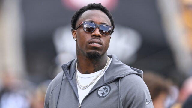 A doença de Joey Porter Jr. suscita especulações de que está relacionada ao contrato (embora não seja). A doença de Joey Porter Jr. suscita especulações de que está relacionada ao contrato (embora não seja).