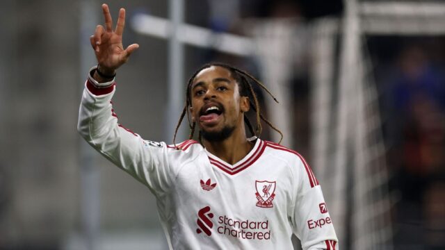 Barcola marcou três gols no primeiro gol do Liverpool em uma goleada de 6 gols Barcola marcou três gols no primeiro gol do Liverpool em uma goleada de 6 gols