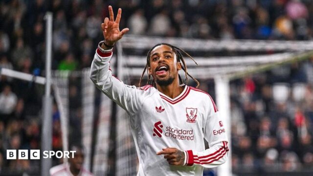 Bradley Barcola chegou em grande estilo na vitória do Liverpool sobre o LASK na Liga dos Campeões Bradley Barcola chegou em grande estilo na vitória do Liverpool sobre o LASK na Liga dos Campeões