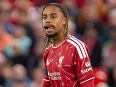 Bradley Barkola ganha apelido do Liverpool após início brutal na Premier League