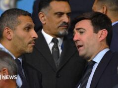 Burnham teve dois jantares de hospitalidade com o presidente do Man City, mostram registros excluídos