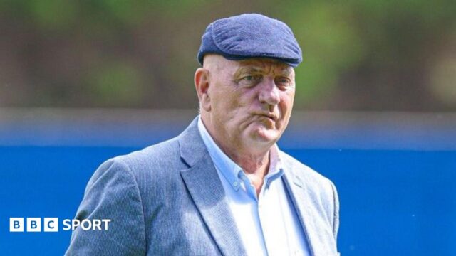 Campbell foi demitido por East Fife depois que Lennon interveio em Dumbarton Campbell foi demitido por East Fife depois que Lennon interveio em Dumbarton