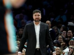 Chris DeMarco não está preocupado com seu trabalho após a derrota do Liberty no final da temporada Chris DeMarco não está preocupado com seu trabalho após a derrota do Liberty no final da temporada