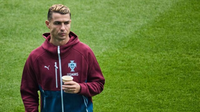 Cristiano Ronaldo banido por Portugal Isto porque foi aberto um processo disciplinar após a greve da selecção nacional.