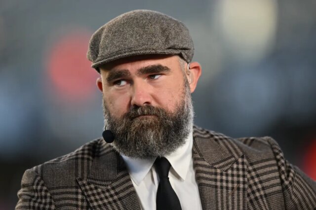 ESPN revela que Jason Kelce está tentando parar de dizer uma palavra polêmica ESPN revela que Jason Kelce está tentando parar de dizer uma palavra polêmica