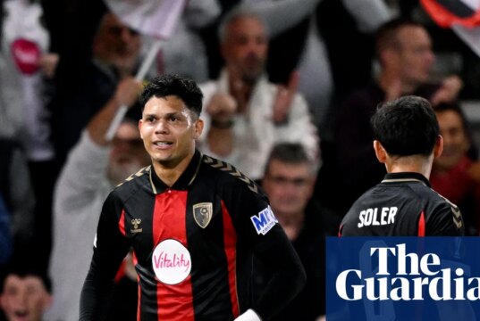 Gols de Evanilson, Rayan e Rodríguez selam vitória histórica do Bournemouth em casa na Europa | Liga Europa