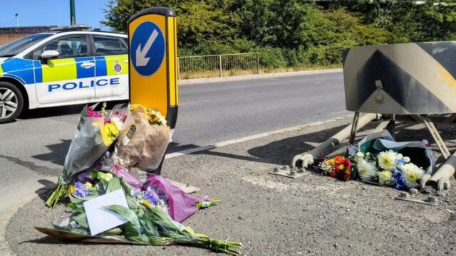 Homem acusado depois que surgiu uma filmagem ‘zombando dos fãs de Middlesbrough’ após a queda do avião A66 que matou 7 pessoas Homem acusado depois que surgiu uma filmagem ‘zombando dos fãs de Middlesbrough’ após a queda do avião A66 que matou 7 pessoas