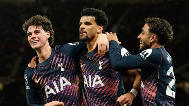 Manchester United 1-1 Spurs Manchester United 1-1 Spurs