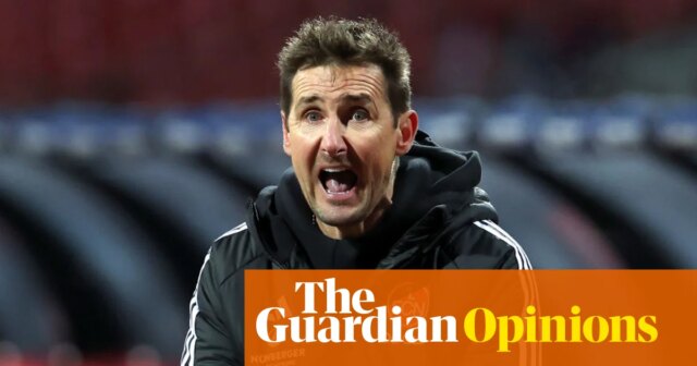 Meu antigo colega Miroslav Klose está contrariando uma tendência no treinamento alemão em Nuremberg Meu antigo colega Miroslav Klose está contrariando uma tendência no treinamento alemão em Nuremberg