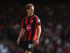 Milan interessado na rivalidade entre Alex Scott, Chelsea e Arsenal do Bournemouth Milan interessado na rivalidade entre Alex Scott, Chelsea e Arsenal do Bournemouth