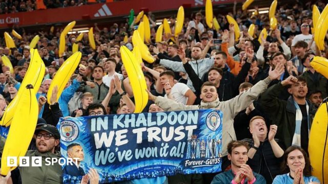 O ex-atacante Imre Varadi diz que as bananas dos fãs do Man City são “muito divertidas de voltar” O ex-atacante Imre Varadi diz que as bananas dos fãs do Man City são “muito divertidas de voltar”