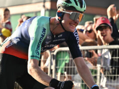 O prodígio do ciclismo francês Seixus conquista a primeira vitória no Monumento no Tour da Lombardia O prodígio do ciclismo francês Seixus conquista a primeira vitória no Monumento no Tour da Lombardia