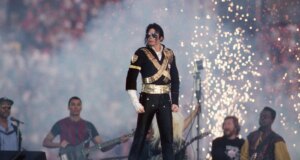 O programa do intervalo do Super Bowl de Michael Jackson está ganhando um novo documentário O programa do intervalo do Super Bowl de Michael Jackson está ganhando um novo documentário