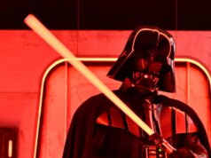 Os sabres de luz dos filmes “Guerra nas Estrelas”, incluindo o usado na batalha “Eu sou seu pai”, estão em leilão. Os sabres de luz dos filmes “Guerra nas Estrelas”, incluindo o usado na batalha “Eu sou seu pai”, estão em leilão.