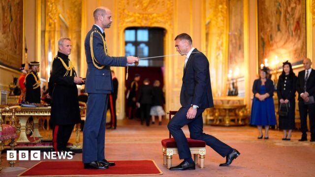 Rob Burrow estaria ‘rindo, mas orgulhoso’ de ser nomeado cavaleiro – Sinfield
