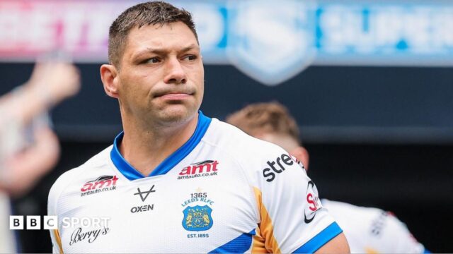 Ryan Hall: extremo do Leeds Rhinos anuncia aposentadoria aos 38 anos