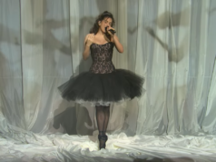 ‘SNL’: Assista Rosalía cantando ‘Reliquia’, ‘Magnolias’ 'SNL': Assista Rosalía cantando 'Reliquia', 'Magnolias'