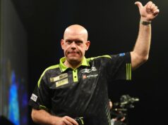 Troféu Suíço de Dardos: O ano de pesadelo de Michael van Gerwen destrona Stephen Bunting quando ele sai do torneio | Notícias sobre dardos Troféu Suíço de Dardos: O ano de pesadelo de Michael van Gerwen destrona Stephen Bunting quando ele sai do torneio | Notícias sobre dardos