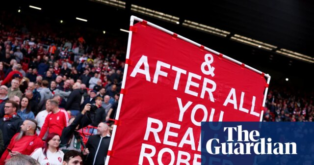 Um obscuro time do Manchester City criou caos e polêmica para acalmar Anfield na Premier League Um obscuro time do Manchester City criou caos e polêmica para acalmar Anfield na Premier League