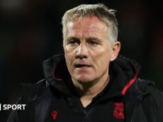 Wrexham eclode após derrota – Phil Parkinson
